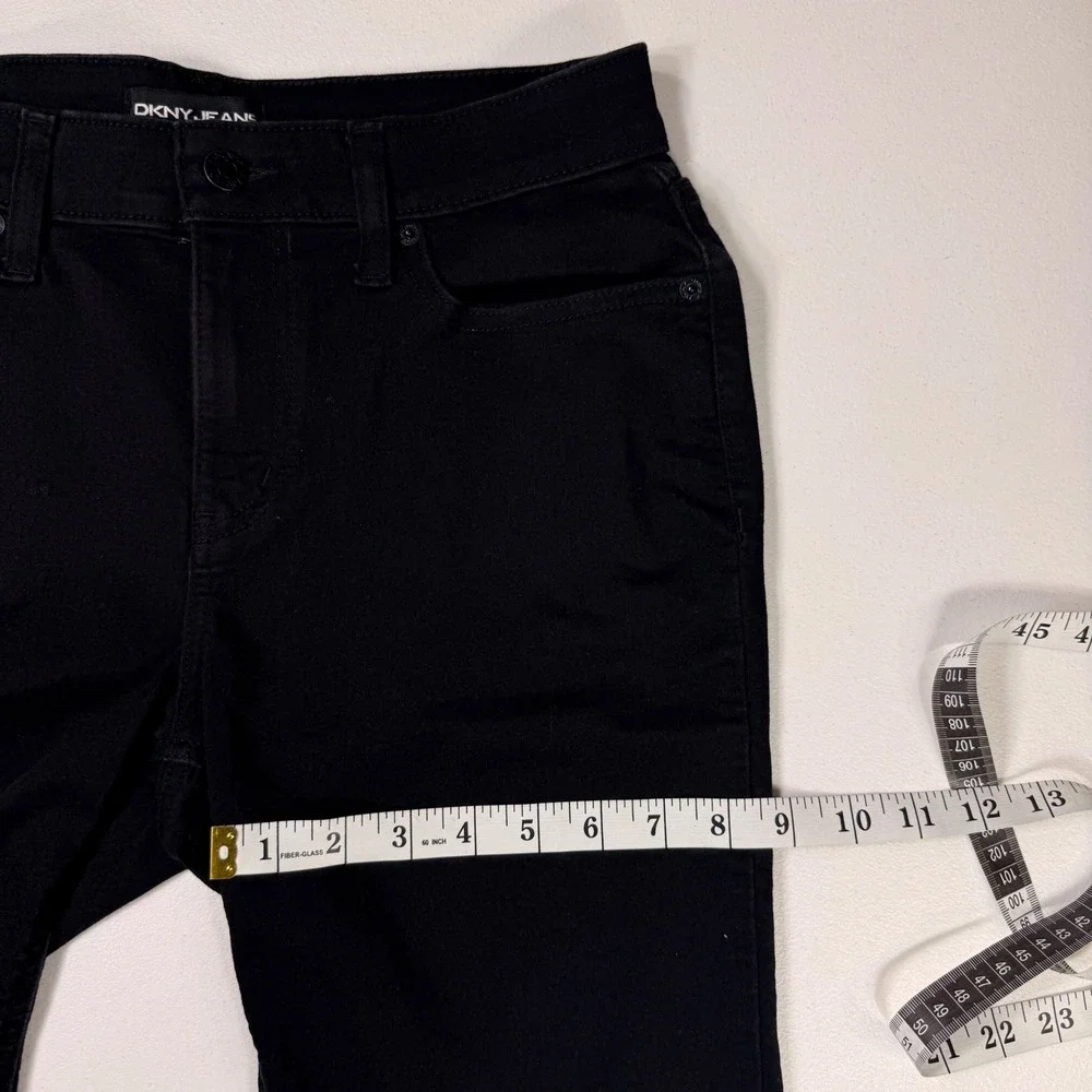 DKNY Jeans Black Denim Bermuda Shorts Long Jean Shorts Size 8 Streetwear Y2K